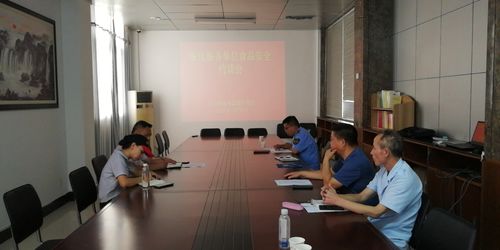 石臺(tái)縣市場(chǎng)監(jiān)管局召開(kāi)餐飲服務(wù)單位食品安全約談會(huì)，強(qiáng)化主體責(zé)任筑牢安全防線(xiàn)